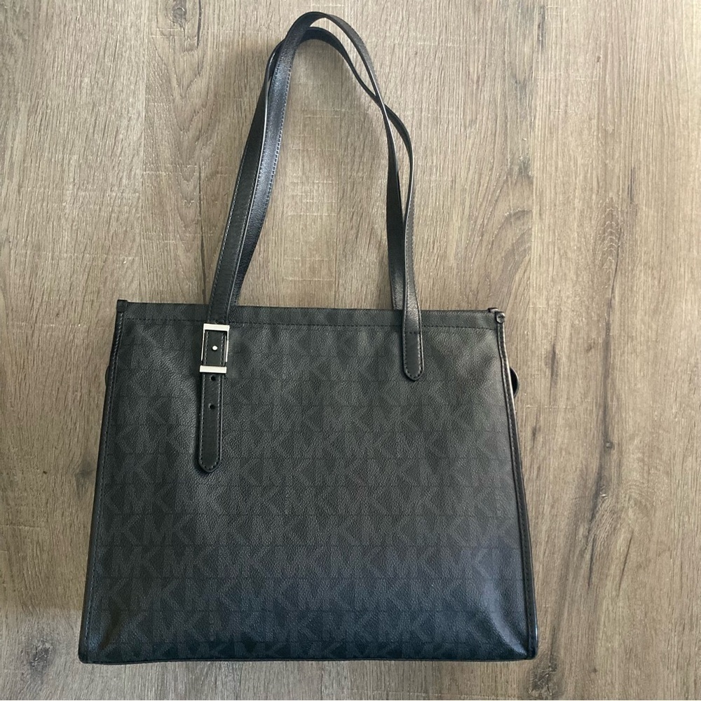 Michael Kors Darian Womens Tote Black Bag EUC